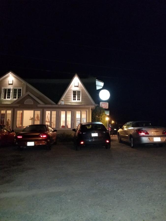 Hotel Au Vieux Bardeau Deschambault Luaran gambar
